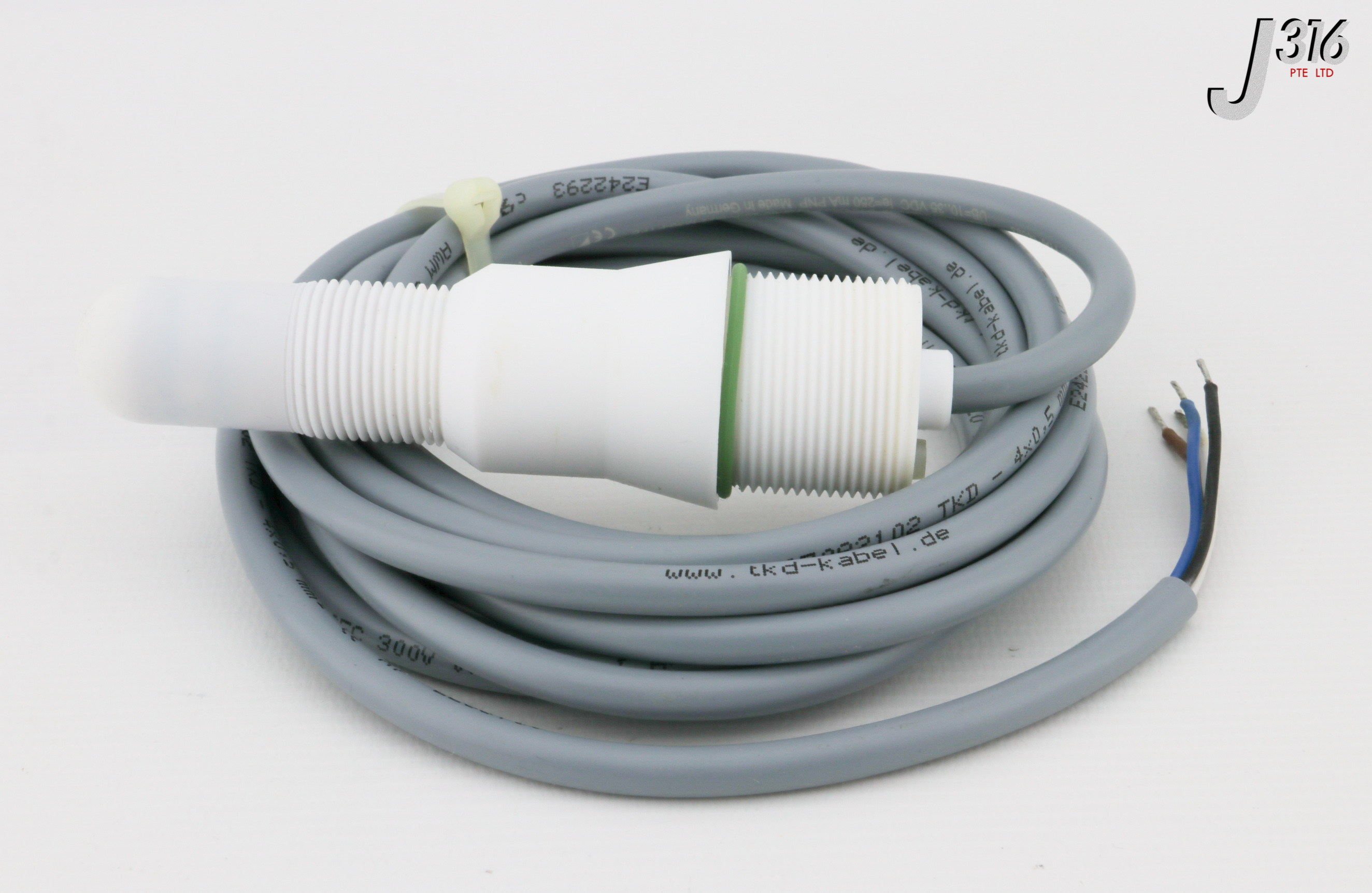 31662 RECHNER SNSRS CAPACITIVE SNSR, 3M, KA0431 (NEW) KAS-80-26-A